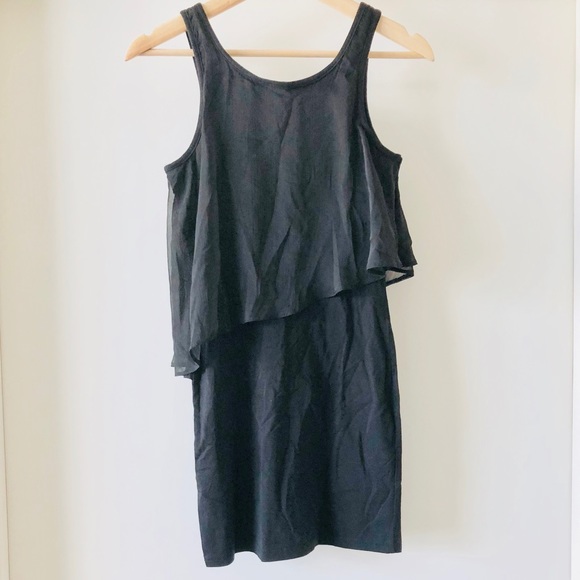 H&M Tiered Ruffle Dress - Picture 2 of 5